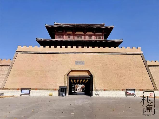 古今对话：现代夯土墙建筑装饰的和谐共生之道