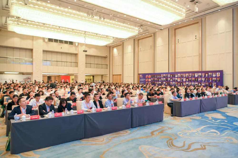 共享盛宴·同饮未来丨「千年舟之夜」扬帆深圳共筑建筑装饰行业新篇章(图2)