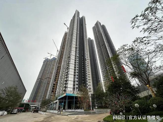 深圳罗湖京基天韵府70-180㎡精装2-4房（）户型图鉴赏！(图3)