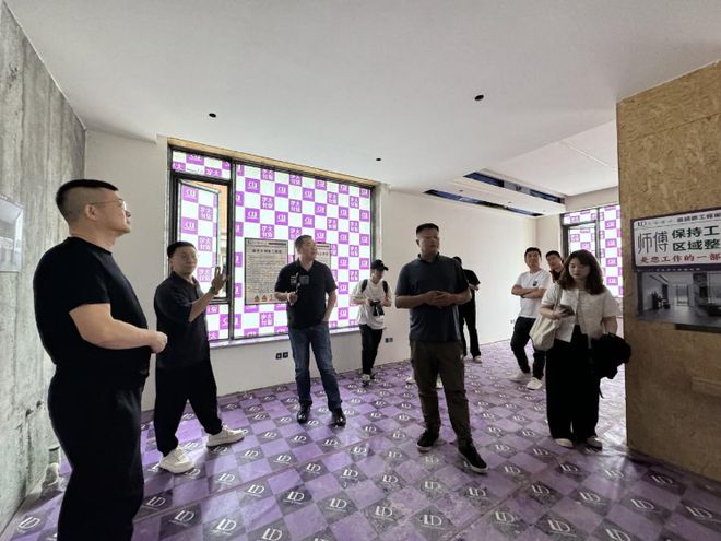 不断创新始终热爱2024年中国家装百强企业抽样调研走进兄弟装饰(图2)