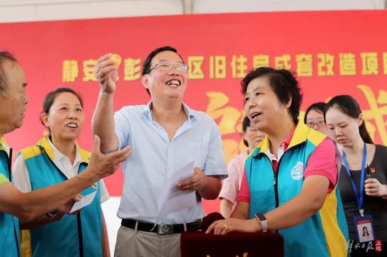 历时3年！上海最大规模“原拆原建”小区摇号选房：有阳台有电梯(图6)