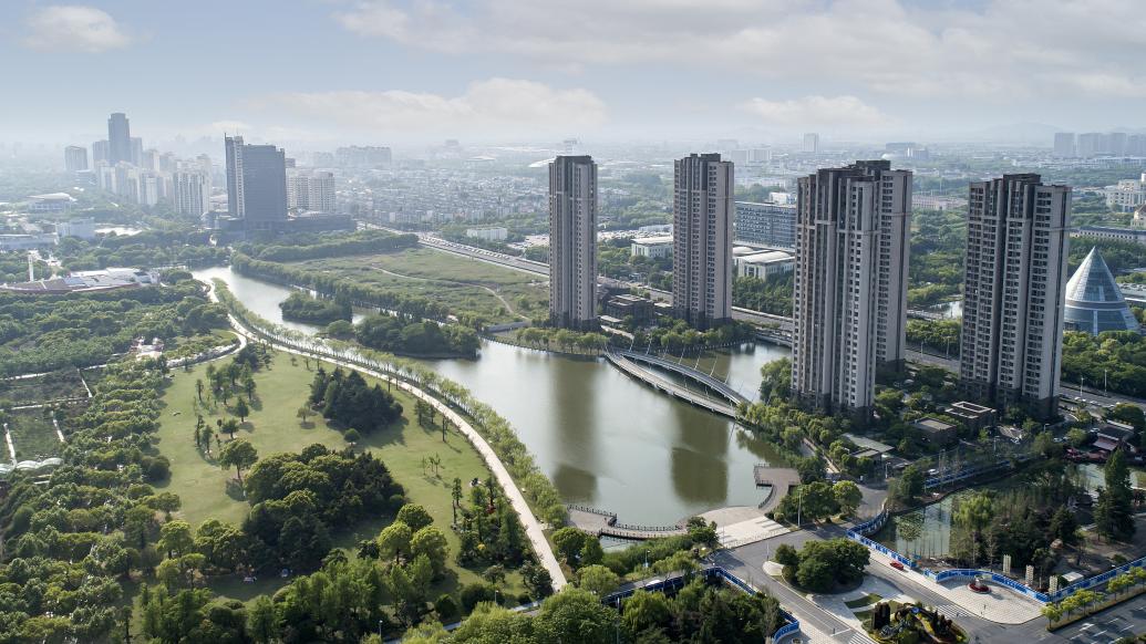 一线城市楼市全线回温：北京新房市场重现“茶水费”华侨奔赴广州扫房