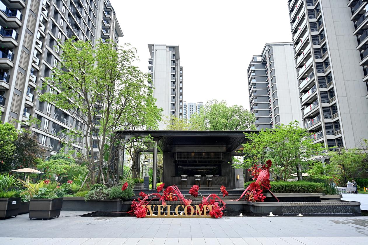 龙湖龙智造再迎捷报三大项目品质兑现(图8)