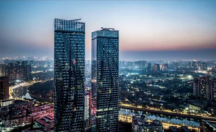 成都【嘉佰道】楼盘最新成交价大揭秘!售楼部电话一键获取热销户型深度图文解析特价房优惠来袭助您全方位了解楼盘详情。