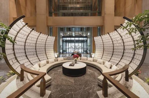 “天下第一水司楼”曾举债2亿烂尾时隔8年改成高档酒店迎客国庆假期最贵房型3688元晚(图3)