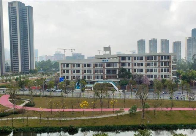 热搜好房!中铁建花语上城售楼处发布：花语上城营销中心(图2)