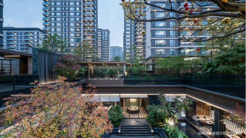 成都天悦云萃交付越秀成华深耕之路迈入大盘价值兑现新周期(图2)