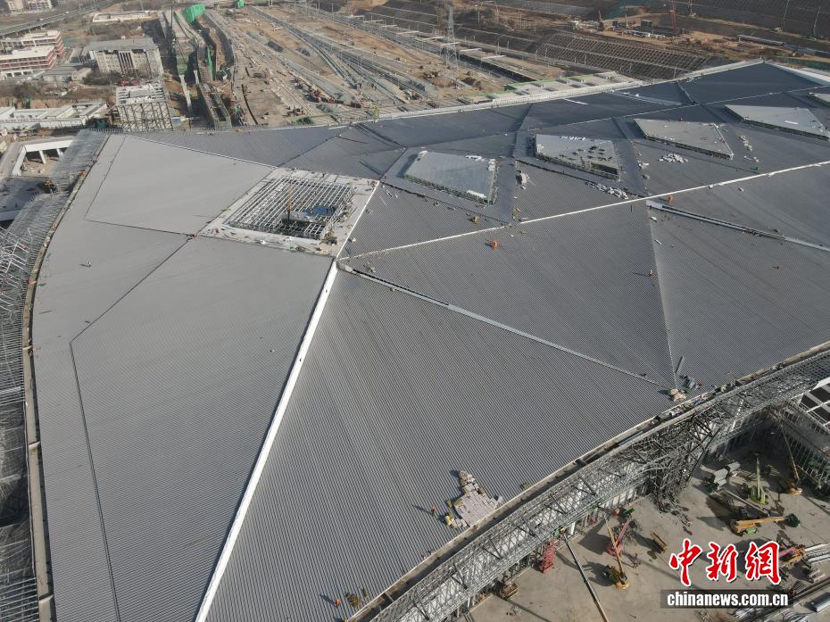 西安东站金属屋面顺利封顶全面进入站房装饰装修施工阶段(图3)