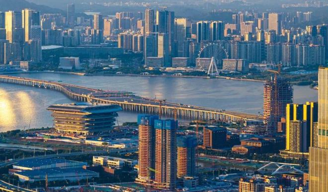 ✨聚焦自贸湾啟紫荆屿售楼处发布：敬献时代人居封面之作(图5)